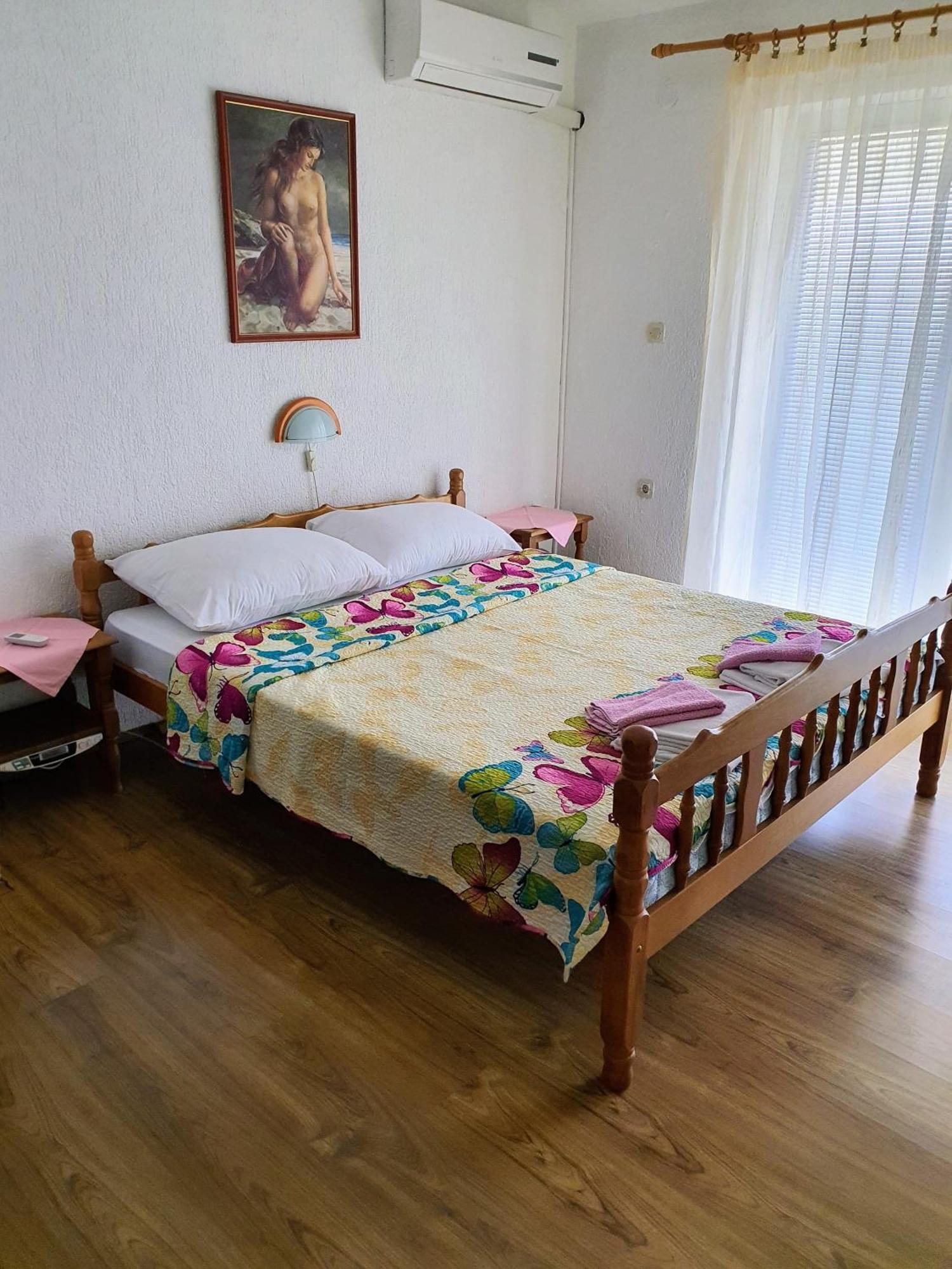 Apartments - Buffet 2B Sveti Juraj Oda fotoğraf